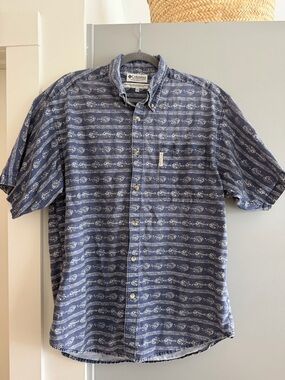 Columbia Short-Sleeve Navy Blue Patterned Button-Down Shirt
